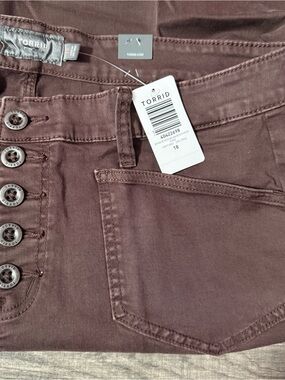 NWT Torrid Crop Wide Leg Stretch Twill High Rise Patch Pocket Pants Sz 18